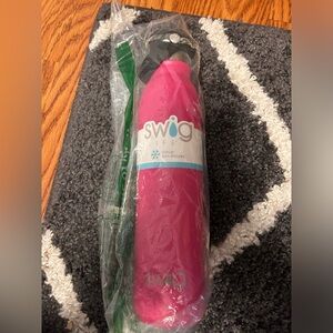 Swiglife water bottle